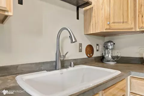 Kitchen - 3610 E 65th Ave, Anchorage, AK 99507 photo 5 of 5