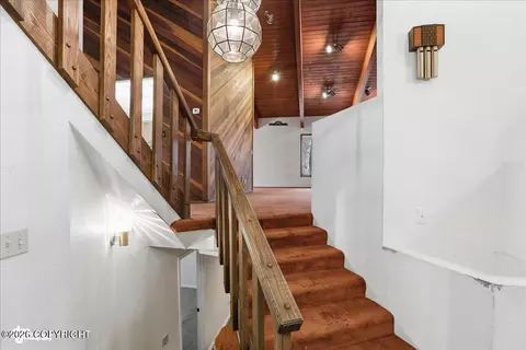Entry Way - 6770 Round Tree Dr, Anchorage, AK 99507 photo 3 of 13