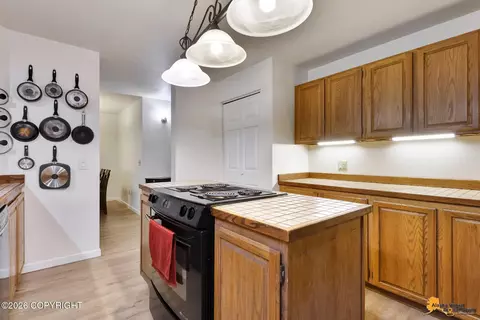 Kitchen - 315 E 12th Ave # 243, Anchorage, AK 99501 photo 3 of 5