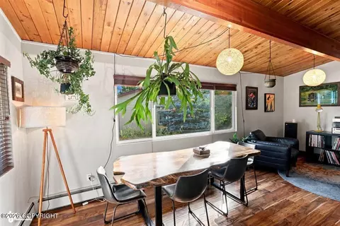 Dining - 3014 Sheldon Jackson St, Anchorage, AK 99508 photo 3 of 4