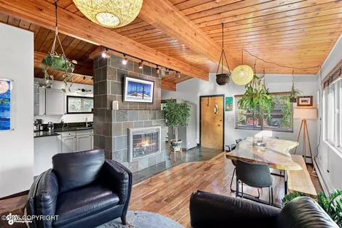 Living - 3014 Sheldon Jackson St, Anchorage, AK 99508 photo 1 of 5