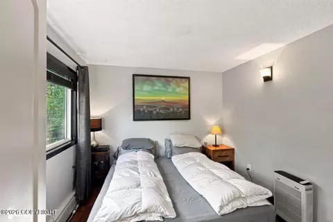 Bedroom - 3014 Sheldon Jackson St, Anchorage, AK 99508 photo 2 of 8