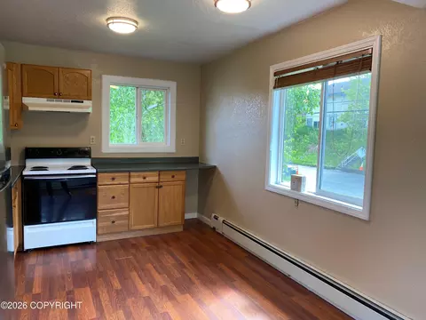 Kitchen - 402 E 11th Ave, Anchorage, AK 99501 photo 27 of 28