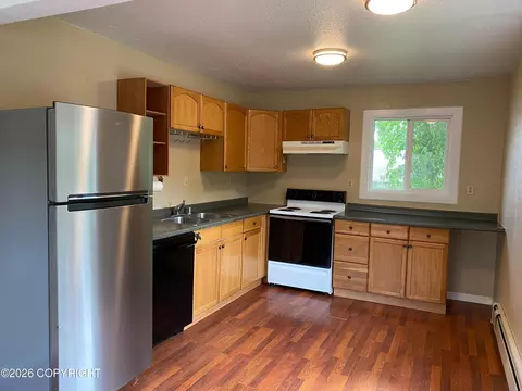 Kitchen - 402 E 11th Ave, Anchorage, AK 99501 photo 26 of 28
