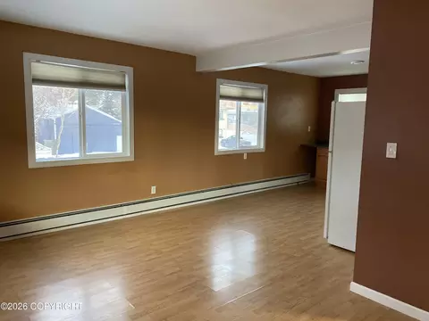 Living - 402 E 11th Ave, Anchorage, AK 99501 photo 7 of 18