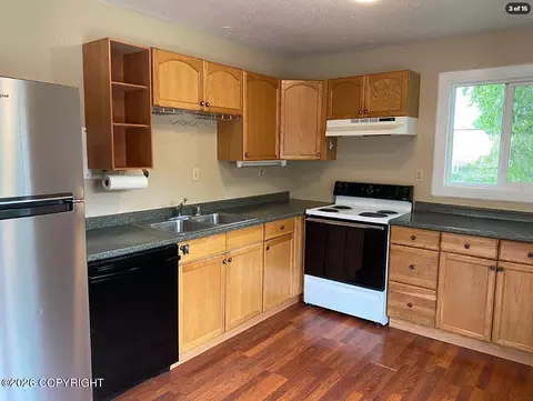 Kitchen - 402 E 11th Ave, Anchorage, AK 99501 photo 28 of 28