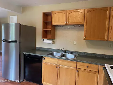 Kitchen - 402 E 11th Ave, Anchorage, AK 99501 photo 22 of 28
