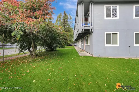 Exterior - 402 E 11th Ave, Anchorage, AK 99501 photo 3 of 4