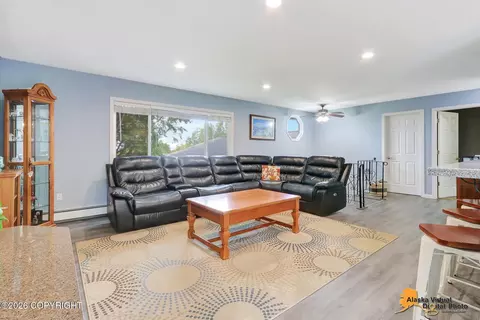 Living - 11033 Buskin Cir, Eagle River, AK 99577 photo 4 of 8