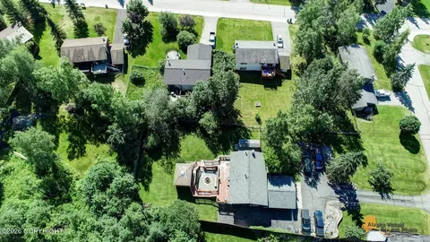 View/Area - 11033 Buskin Cir, Eagle River, AK 99577 photo 9 of 10