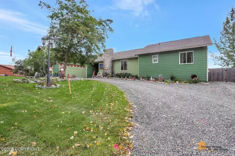 5620 W Birch Harbor Dr, Wasilla, AK 99623