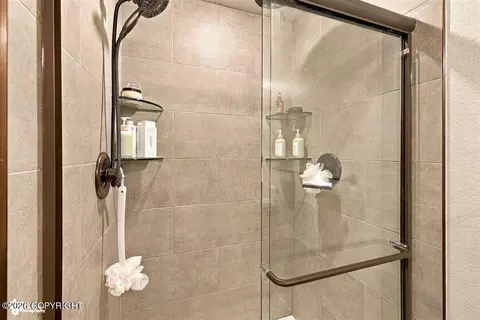 Bath - 7764 E Obsidian Loop, Wasilla, AK 99654 photo 5 of 5