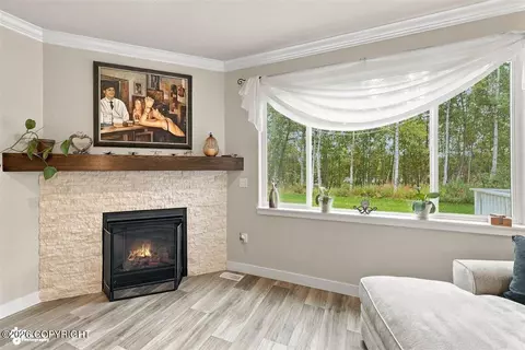 Living - 7764 E Obsidian Loop, Wasilla, AK 99654 photo 2 of 2