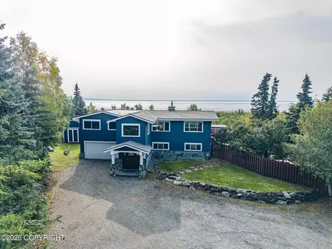 12201 Skyway Dr, Anchorage, AK 99515