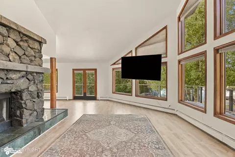 Living - 10190 Our Rd, Anchorage, AK 99507 photo 3 of 6