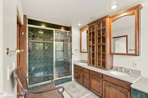 Bath - 10190 Our Rd, Anchorage, AK 99507 photo 3 of 9