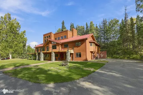 Exterior - 10190 Our Rd, Anchorage, AK 99507 photo 2 of 7