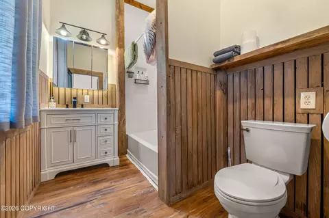 Bath - 3875 East End Rd, Homer, AK 99603 photo 1 of 14