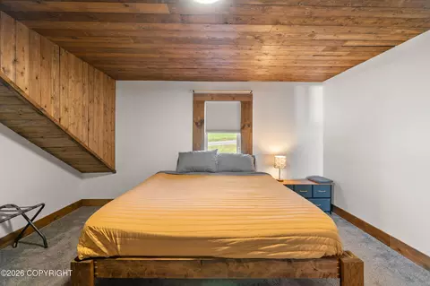 Bedroom - 3875 East End Rd, Homer, AK 99603 photo 7 of 13