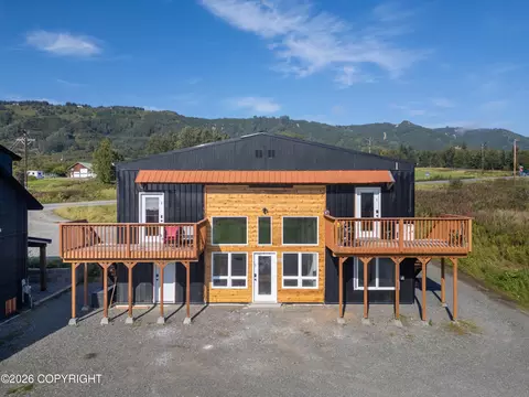 Exterior - 3875 East End Rd, Homer, AK 99603 photo 2 of 16