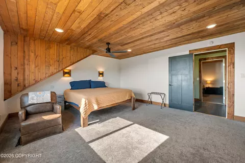 Bedroom - 3875 East End Rd, Homer, AK 99603 photo 2 of 13