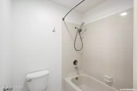 Bath - 10100 Nantucket Loop, Anchorage, AK 99507 photo 4 of 4