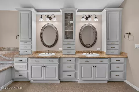 Bath - 4741 Mars Dr, Anchorage, AK 99507 photo 4 of 7