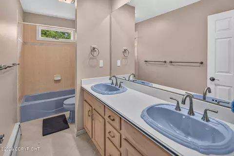 Bath - 4741 Mars Dr, Anchorage, AK 99507 photo 5 of 7
