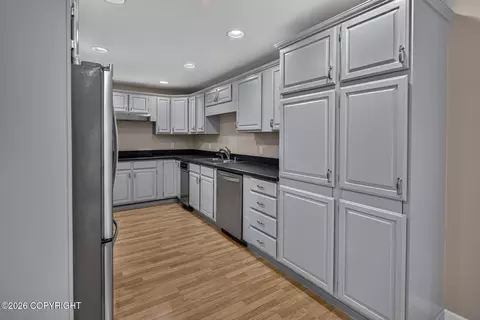 Kitchen - 4741 Mars Dr, Anchorage, AK 99507 photo 6 of 10