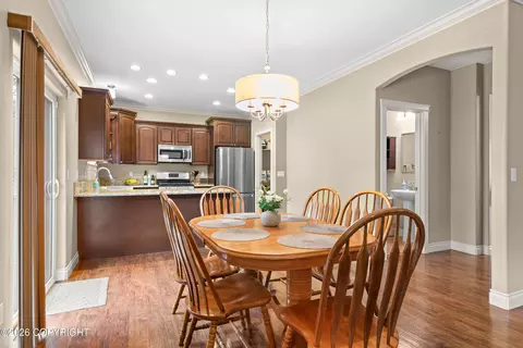Dining - 4386 E Kilo Dr, Wasilla, AK 99654 photo 2 of 3