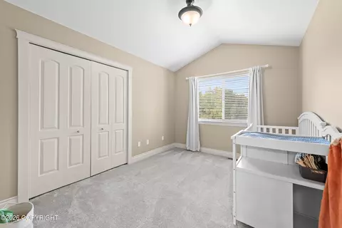 Bedroom - 4386 E Kilo Dr, Wasilla, AK 99654 photo 3 of 5