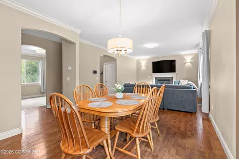Dining - 4386 E Kilo Dr, Wasilla, AK 99654 photo 3 of 3