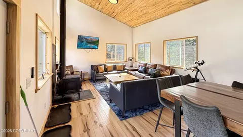 Living - 7201 W Willow Fishhook Rd, Willow, AK 99688 photo 5 of 6