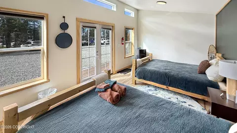 Bedroom - 7201 W Willow Fishhook Rd, Willow, AK 99688 photo 5 of 9