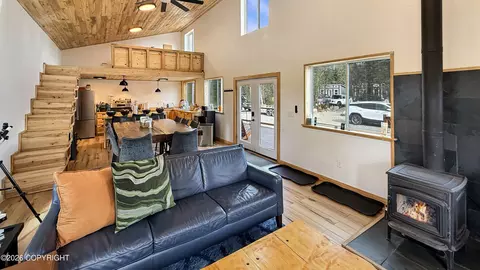 Living - 7201 W Willow Fishhook Rd, Willow, AK 99688 photo 2 of 6
