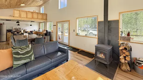 Living - 7201 W Willow Fishhook Rd, Willow, AK 99688 photo 4 of 6