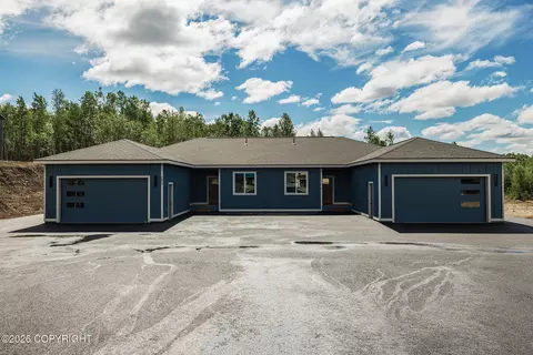 4872 W Sassy Ave, Wasilla, AK 99623