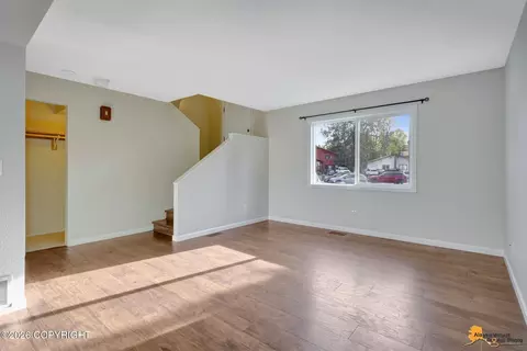 Living - 260 Fall Leaf Cir, Anchorage, AK 99504 photo 1 of 6