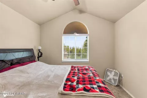 Bedroom - 10127 Crest View Ln, Eagle River, AK 99577 photo 2 of 5