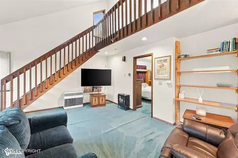 Living - 22900 Shady Dr, Ninilchik, AK 99639 photo 6 of 6