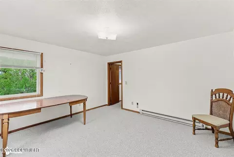 Bedroom - 22900 Shady Dr, Ninilchik, AK 99639 photo 4 of 9