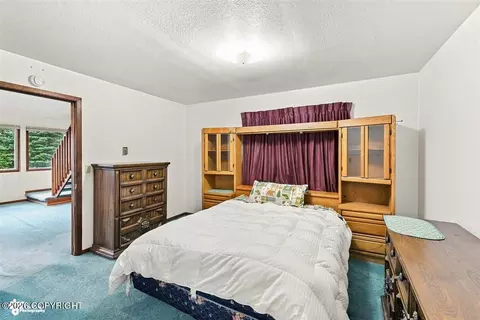 Bedroom - 22900 Shady Dr, Ninilchik, AK 99639 photo 2 of 9