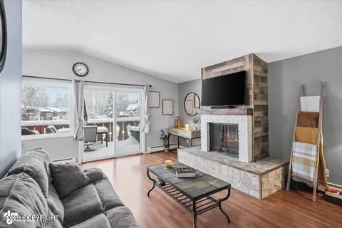 4839 Bryn Mawr Ct # 5, Anchorage, AK 99508