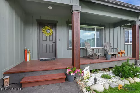 Exterior - 1195 E Mountain Peak Loop, Palmer, AK 99645 photo 2 of 3