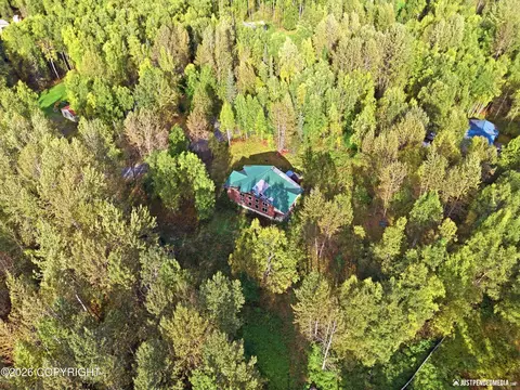 22121 Davidson Dr, Chugiak, AK 99567 photo 3