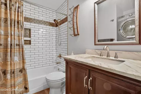 Bath - 6510 E 16th Ave, Anchorage, AK 99504 photo 2 of 2