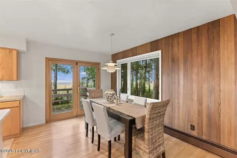 Dining - 520 Oceanview Dr, Anchorage, AK 99515 photo 3 of 4