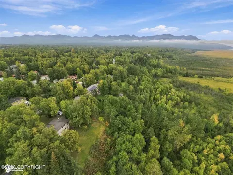 View/Area - 520 Oceanview Dr, Anchorage, AK 99515 photo 5 of 6