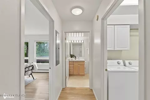 Entry Way - 520 Oceanview Dr, Anchorage, AK 99515 photo 1 of 3