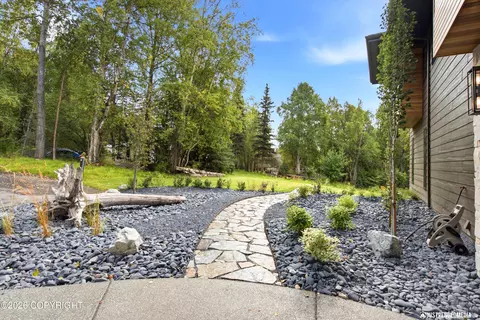 Exterior - 12790 Gander St, Anchorage, AK 99516 photo 4 of 15